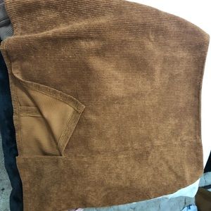 Brown small curdoroy skirt